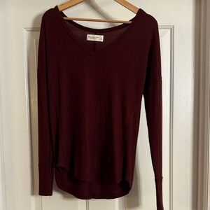 Women's Abercrombie and Fitch Burgundy V-Neck Top Soft AF
